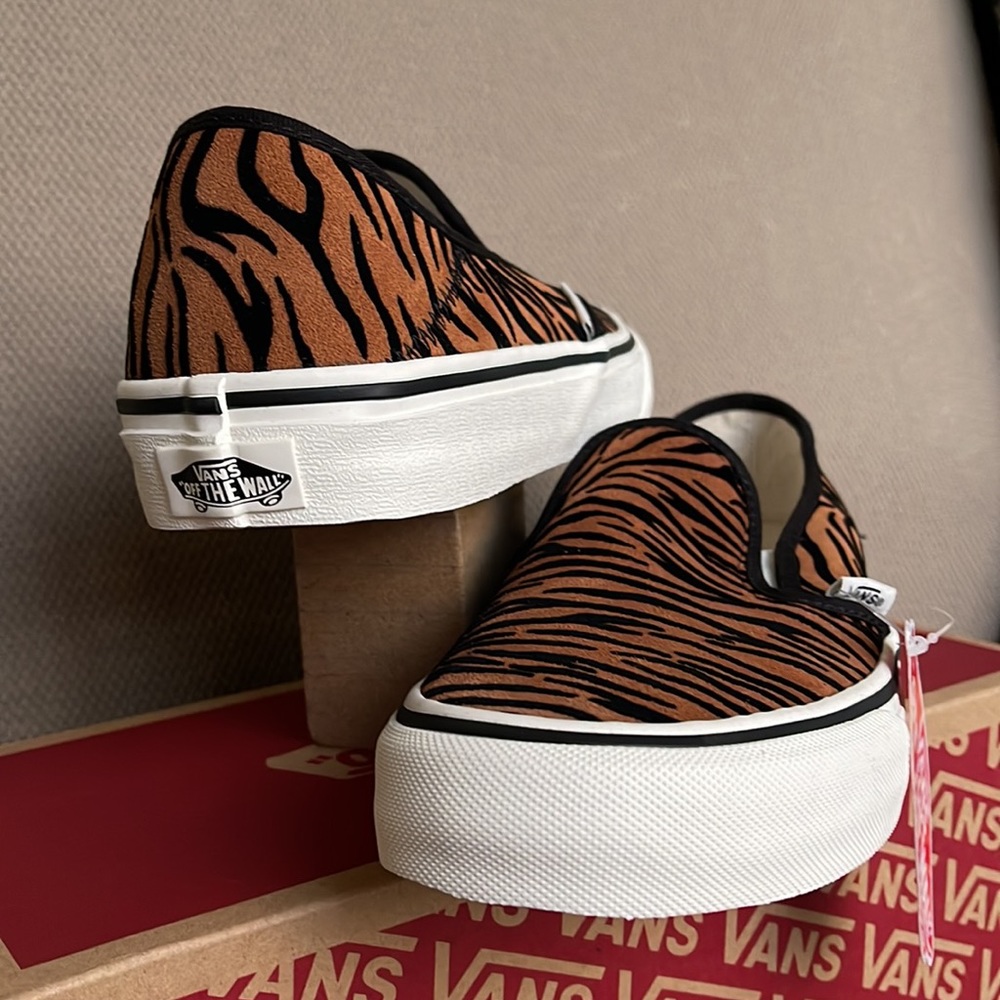 Vans Slip-On Safari Animal Stripes Black Marshmallow WMNS - Picture 10 of 16